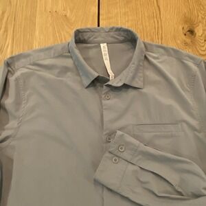 Lululemon Off The Chain Buttondown Large Shirt Gray Long Sleeve Pocket**